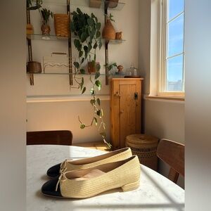 Stuart Weitzman Wheat and Black Bow Flats